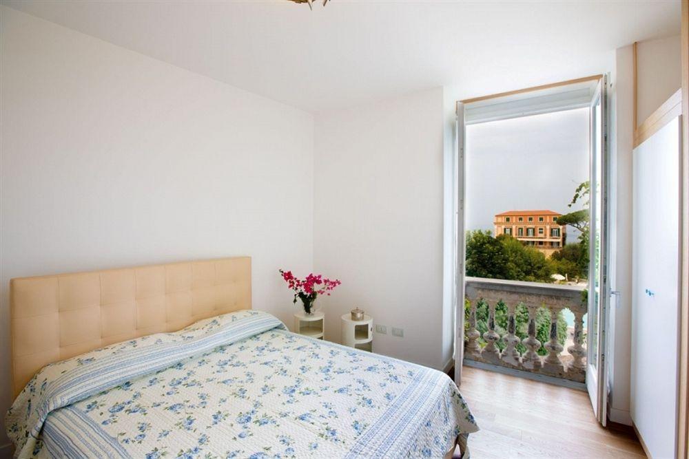 Agora Apartments Sorrento Exterior foto