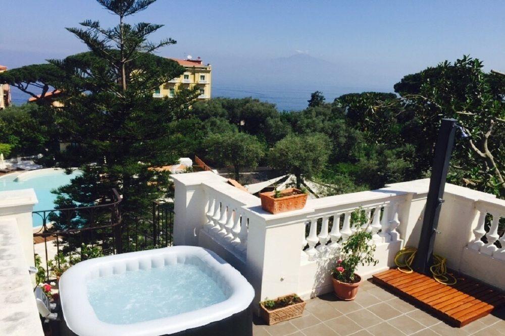 Agora Apartments Sorrento Exterior foto